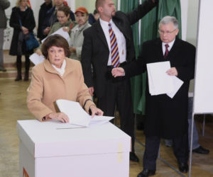 Jarosław Kaczyński z mamą Jadwigą Kaczyńską