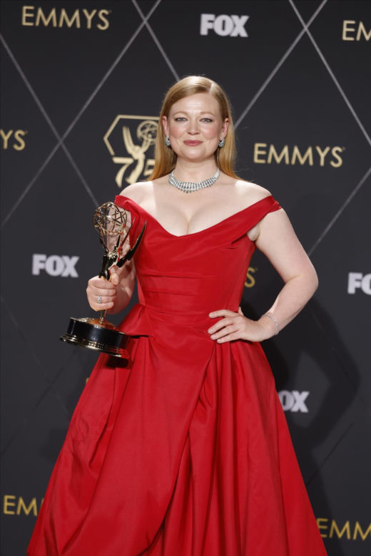 Rozdano nagrody Emmy 2023. Sukces... Sukcesji oraz The Bear. Gorący pocałunek na scenie