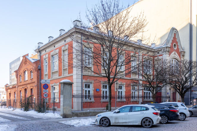 Mykwa na Kłopotowskiego 31 w Warszawie