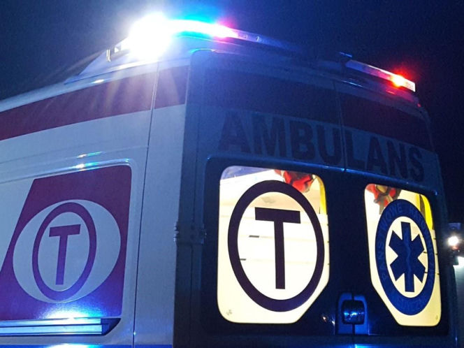 Czołowe zderzenie w powiecie kościańskim. Dwie osoby w szpitalu