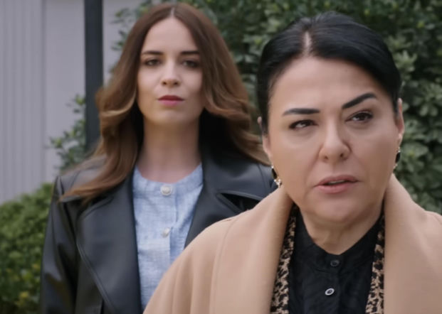 Panna młoda, odcinek 50: Beyza z Mukkader wreszcie znajdą haka na Hancer! Rozegrają Cihana - ZDJĘCIA