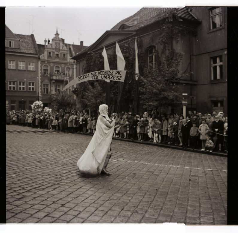 Winobranie w Zielonej Górze w latach 1963-1973. Oto jak bawiono się podczas największego Święta Wina w Polsce