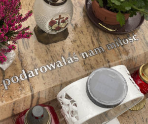Tak wygląda grób Magdaleny Majtyki przed 1 listopada