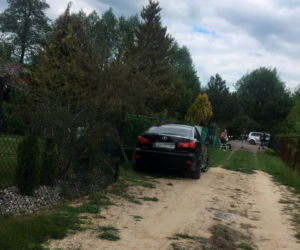 Sprzątał działkę, spalił się od liści