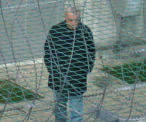 Szok! Joseph FRITZL podał do sądu więzienie, bo DRZWI SKRZYPIAŁY! WYGRAŁ!