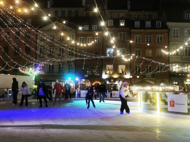 Świąteczna iluminacja 2025/2026 w Warszawie