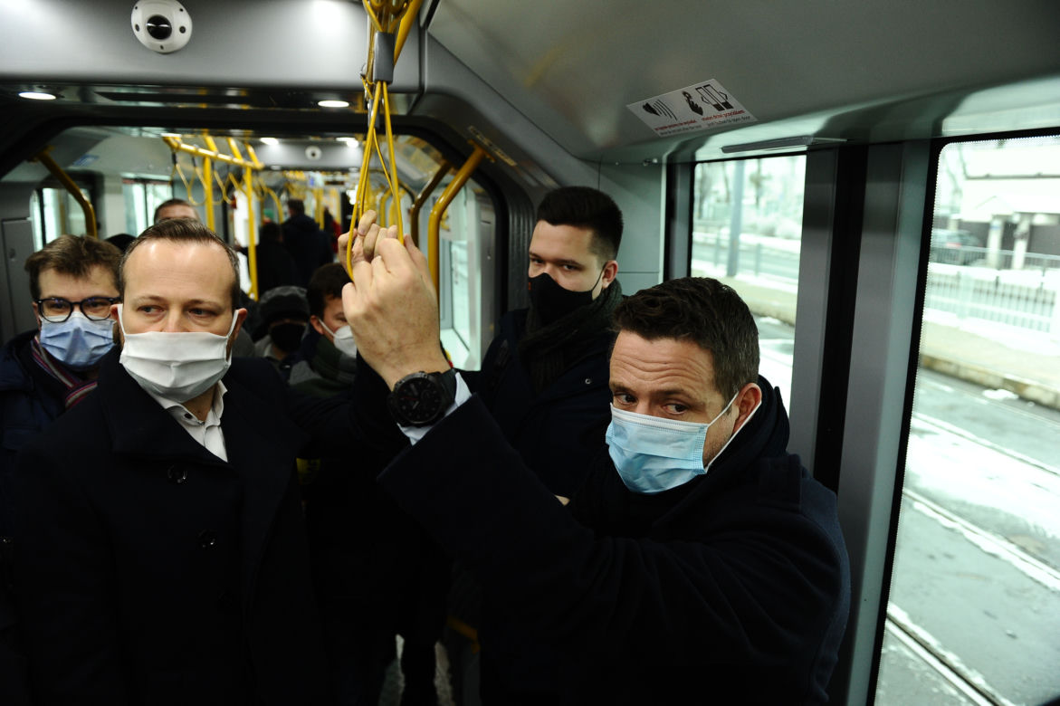 Jechaliśmy nowym tramwajem. Pierwszy hyundai wyjechał na stołeczne torowiska