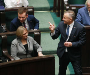Poseł PiS uległ strasznemu wypadkowi! W jego auto uderzył łoś