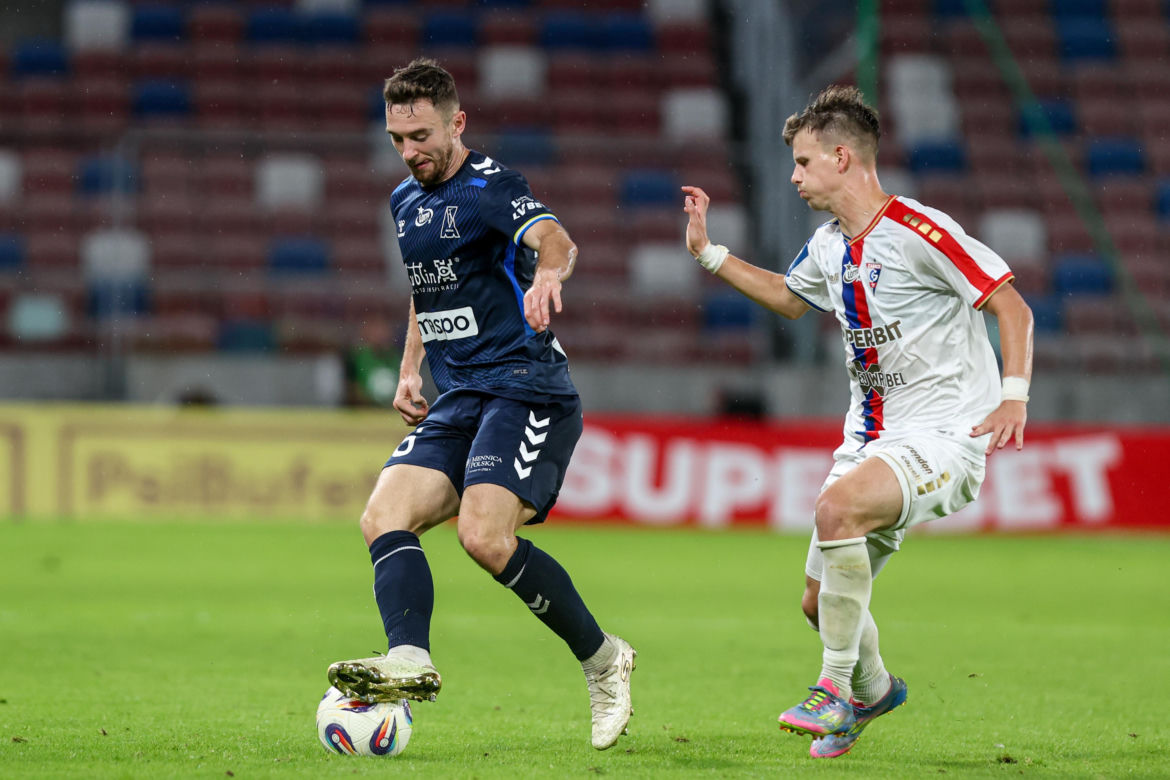 Górnik Zabrze przerwał serię zwycięstw. Porażka na koniec sierpnia i zdruzgotani kibice