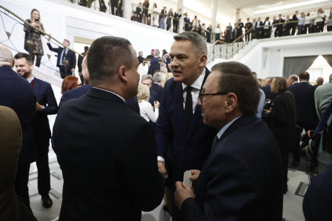 Połamali się opłatkiem w Sejmie