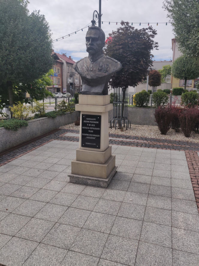 To jedno z najpiękniejszych miast w Małopolsce. W PRL-u zostało przeniesione przez Gierka na Śląsk