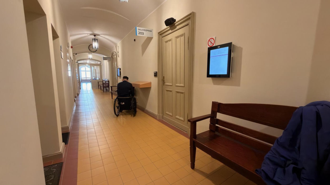 Paweł W. mógł zabić młode małżeństwo przygniatając ich samochodem do ściany