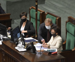 Reasumpcja głosowania w Sejmie Wojna o TVN trwa