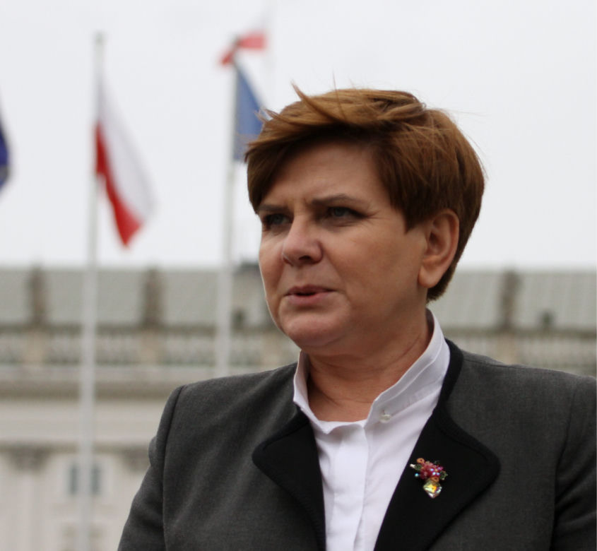 Kopacz i Szydło rozpoczęły walkę o władzę