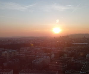 Tak smog unosi się nad Krakowem
