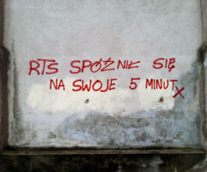Derby Łodzi na murach