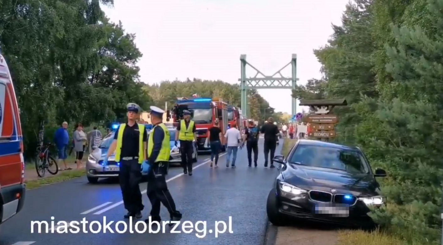 Zderzenie dwóch autkarów w Dźwirzynie pod Kołobrzegiem