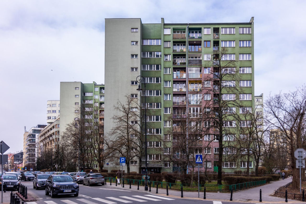 Pasteloza na warszawskich blokach - zobacz zdjęcia jaskrawych przykładów