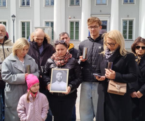 Siedlczanie uczcili minutą ciszy pamięć o zmarłym pośle Łukaszu Litewce