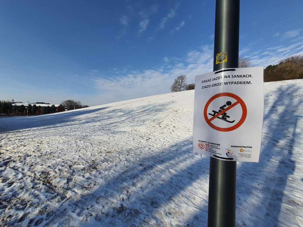 Mieszkańcy opłakują 12-latka, który zabił się na sankach