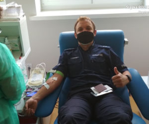 Policjanci z Częstochowy postanowili dać przykład innym. Piękny gest!