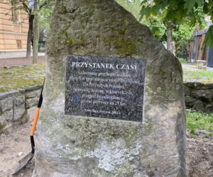 Przystanek Czasu w Nowym Sączu znowu odlicza dni, miesiące i lata