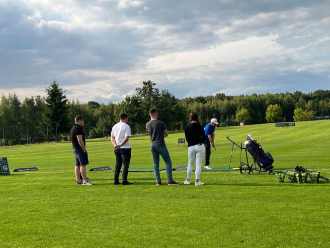 Golf zamiast sali konferencyjnej? Z Rough Bros zorganizujesz event, który wszyscy zapamiętają