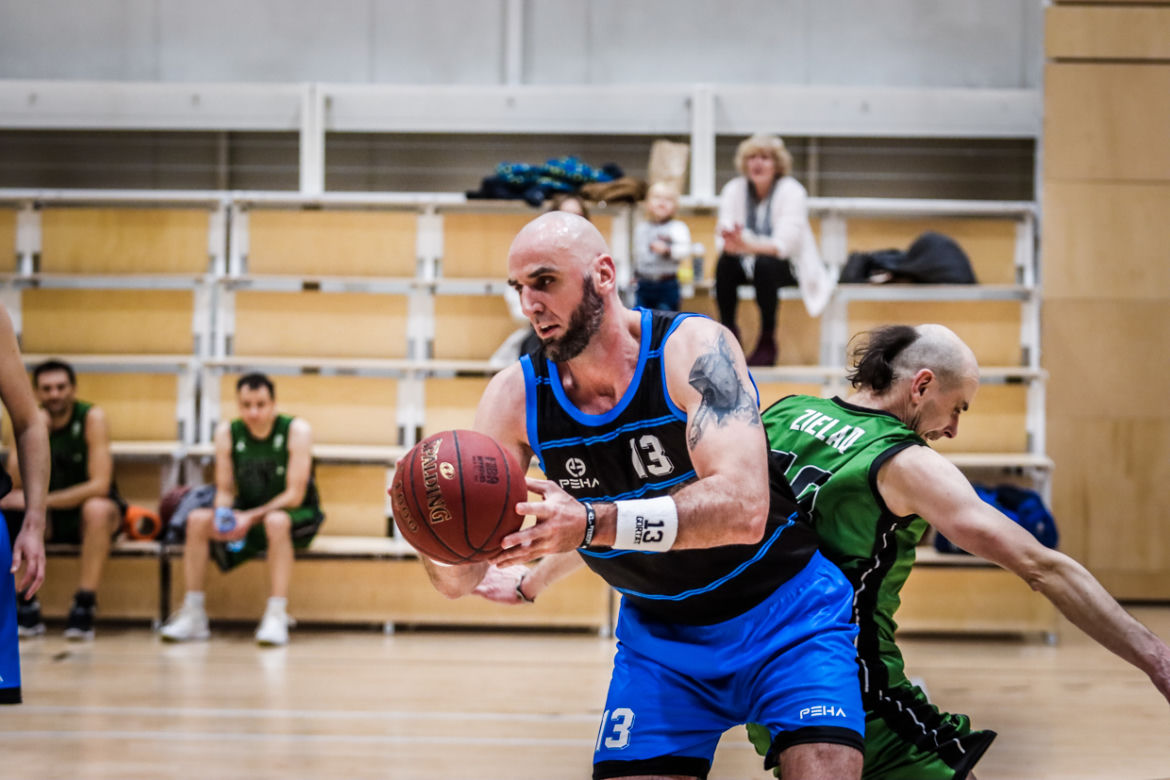 Marcin Gortat w toruńskim "Spożywczaku". Zdjęcia z meczu i z trybun