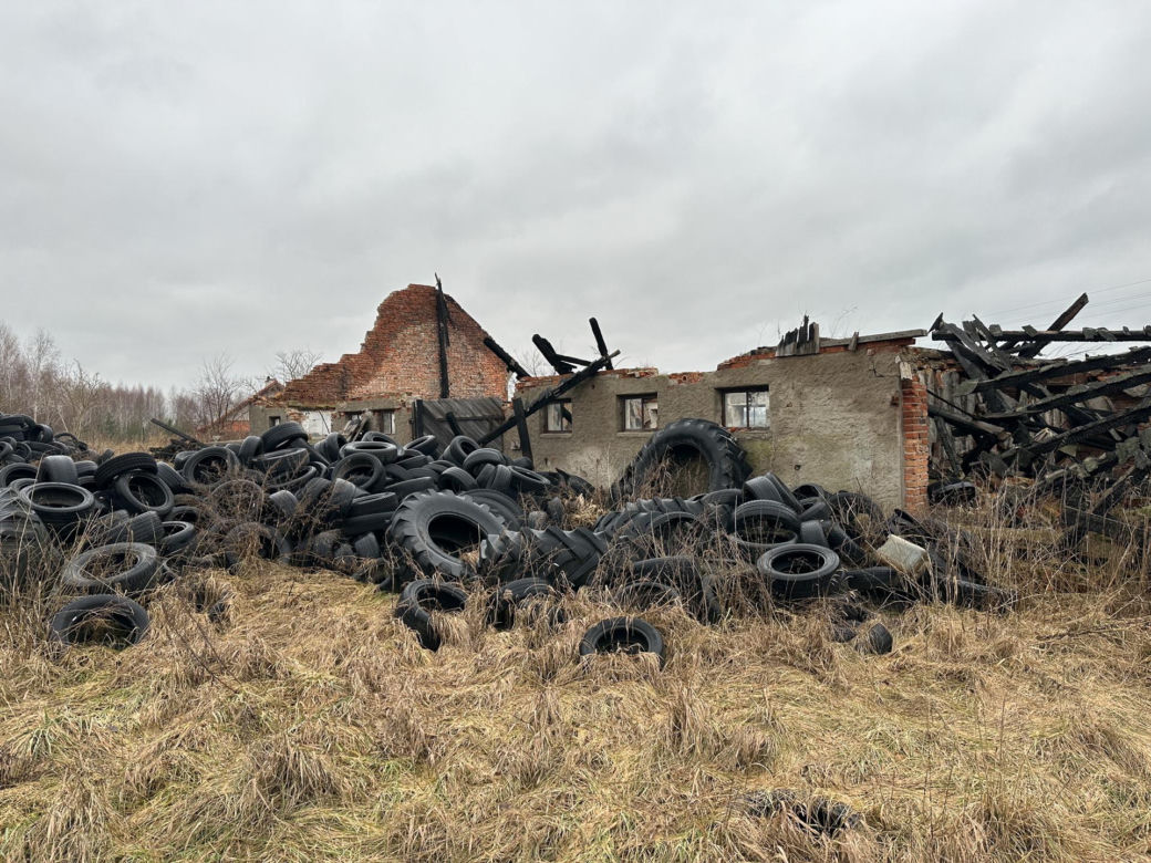 Rodzinna tragedia. Zabił brata nożem do chleba. Jeden szczegół zdradził sprawców