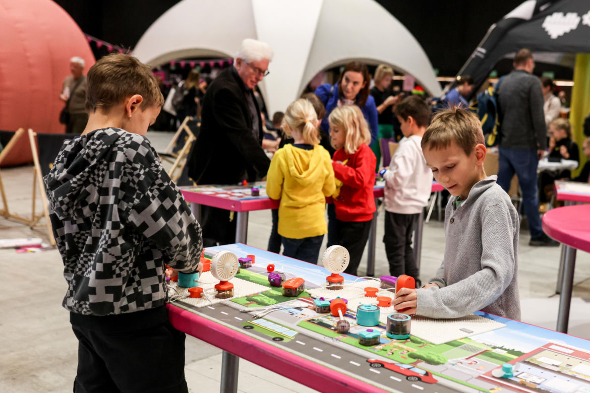 Festiwal Nauki w Katowicach 2025 odbywa się w MCK