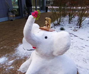 Rzeźby ze śniegu na pętli Głębokie