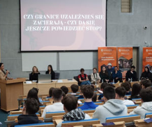 Czy granice uzależnień się zacierają? – debata młodzieży na UwS