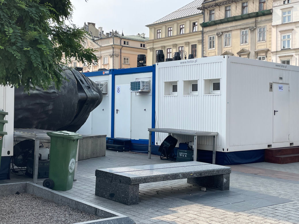 "Eros Spętany" Mitoraja