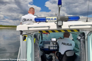 Lubuskie: Pijany sternik pływał po jeziorze z czwórką dzieci na pokładzie