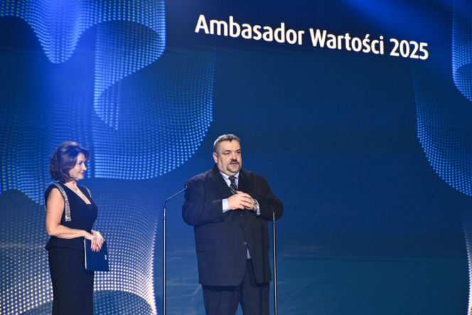 Radosław Sikorski odznaczył Ambasadorów Totalizatora Sportowego