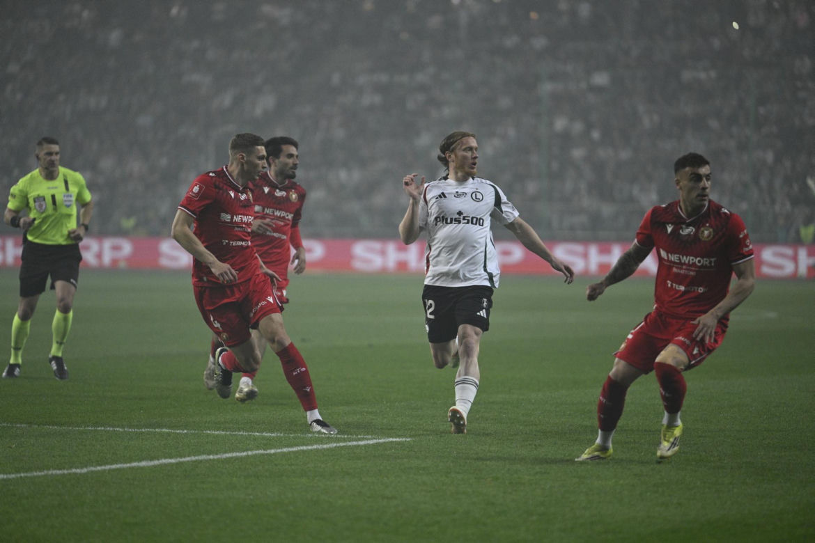 31. kolejka PKO BP Ekstraklasy 2025/2026. Mecz Legia Warszawa - Łódź Widzew