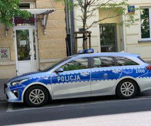 Zwłoki mężczyzny pod klubem nocnym na ul. Pankiewicza 4 w Warszawie.