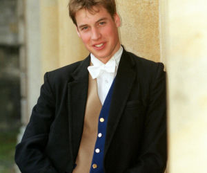 Książę George rozpoczął naukę w Eton. 25 lat temu tą samą szkołę rozpoczynał jego ojciec książę William