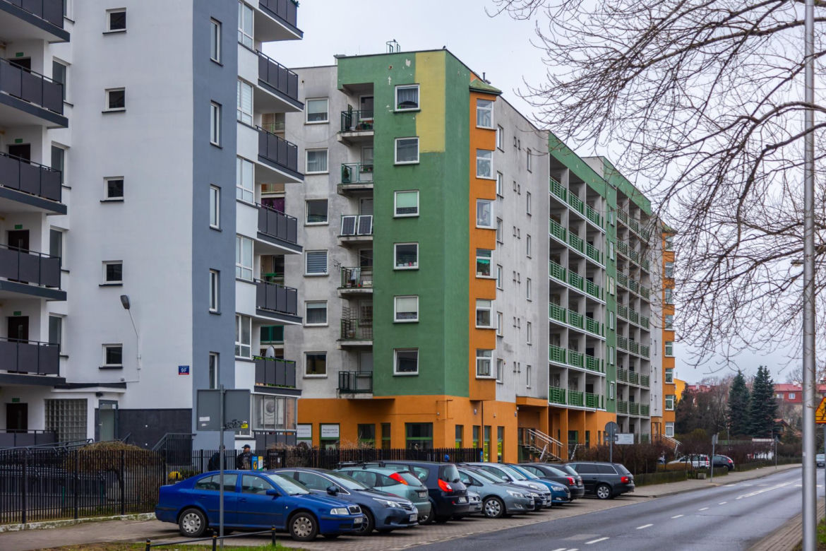 Pasteloza na warszawskich blokach - zobacz zdjęcia jaskrawych przykładów