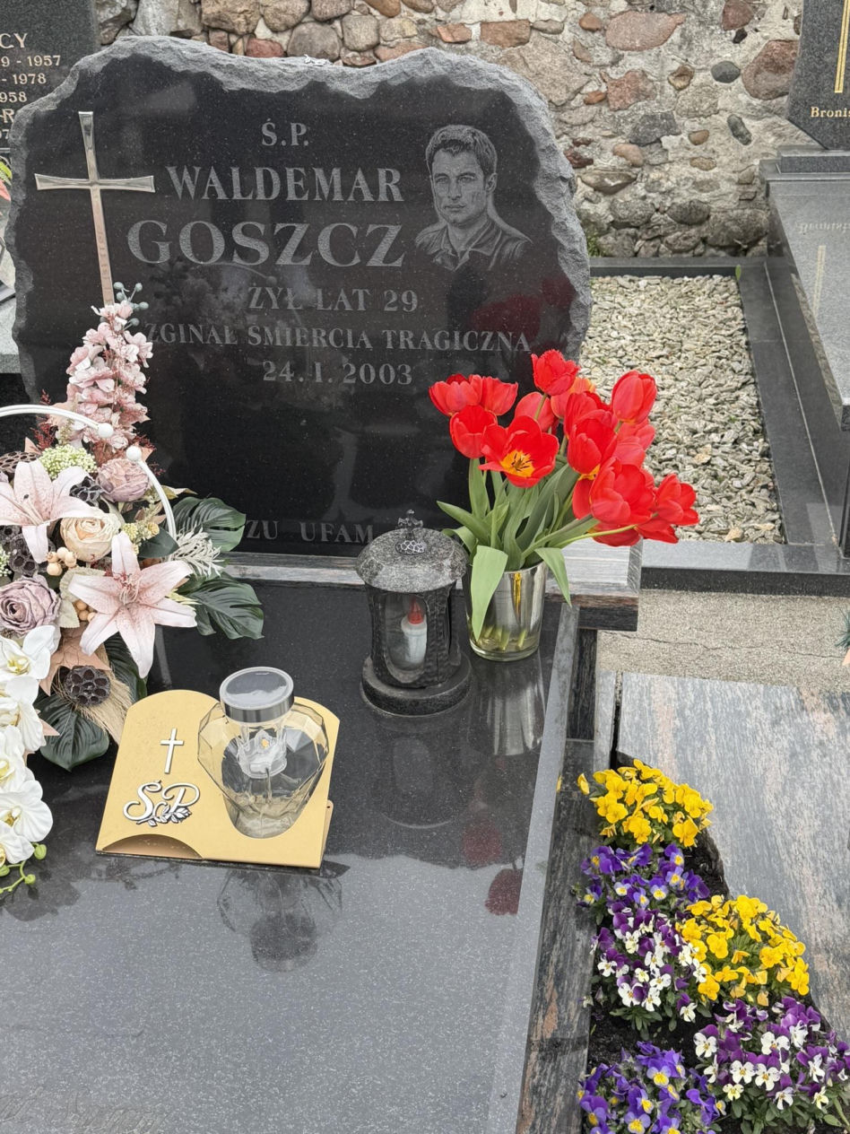 Grób Waldemara Goszcza