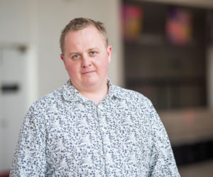 Wiktor z Rolnik szuka żony skradł serca widzów już w wizytówce. Hoduje bydło, owce, gasi pożary i szuka miłości