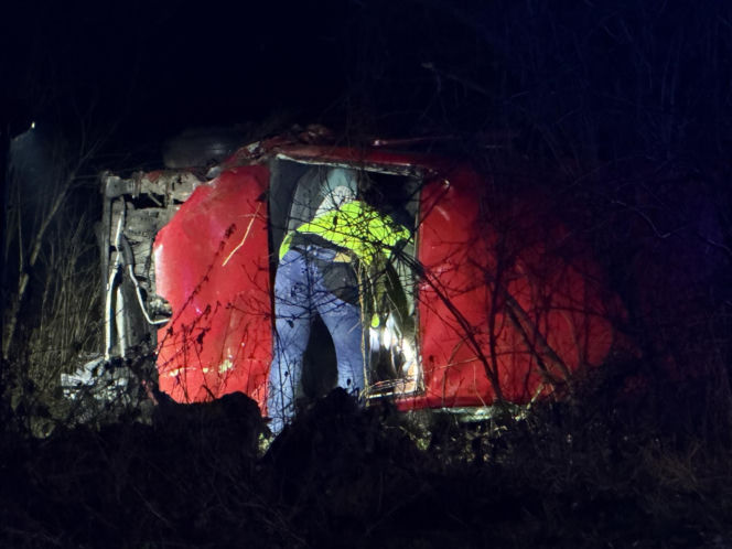 Makabryczne dachowanie auta na Mazowszu. 41-latek zginął uwięziony w blaszanej pułapce