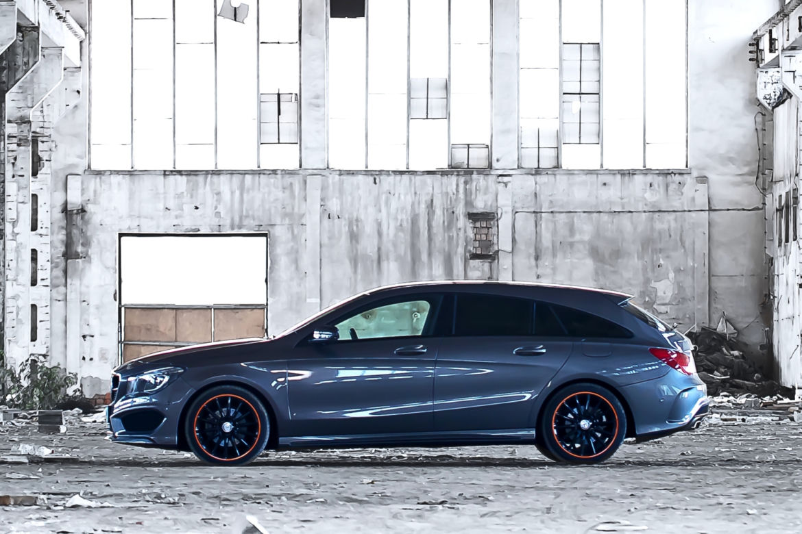 Mercedes-Benz CLA200 Shooting Brake OrangeArt
