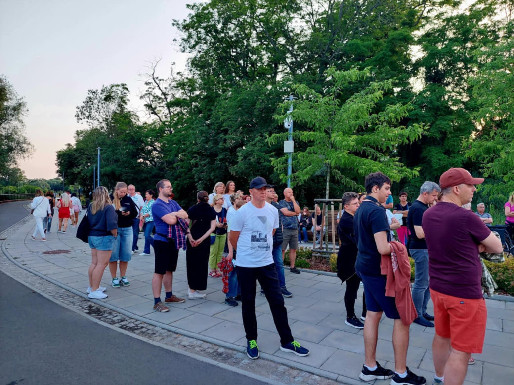 Magiczna Noc Świętojańska w Starym Fordonie. Spacer pod gwiazdami przyciągnął bydgoszczan i turystów