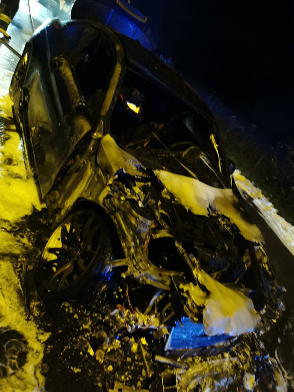 Sportowe BMW płonęło jak pochodnia