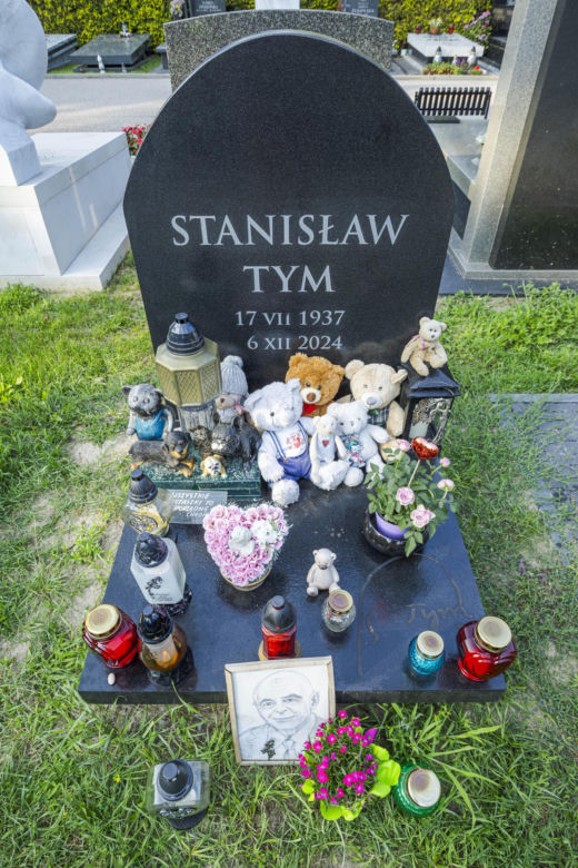 Stanisław Tym - grób