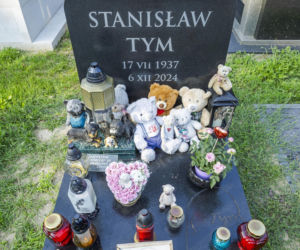 Stanisław Tym - grób