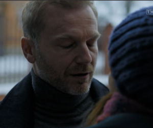 Komisarz Alex 16 odc. 197. Lucyna (Magdalena Walach), Piotr Górski (Krystian Wieczorek)	