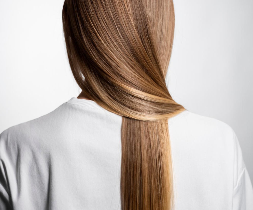 skuteczne sposoby na prostowanie włosów