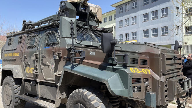 Turcja/ Władze: co najmniej cztery osoby nie żyją, 20 rannych w strzelaninie w szkole.